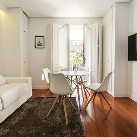 Santa Ana Plaza Apartment Madrid Room photo