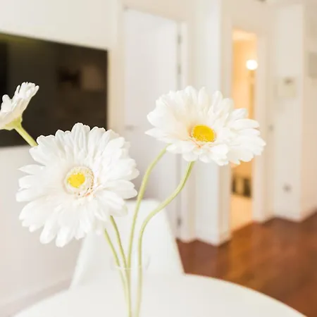 Santa Ana Plaza Apartment Madrid Room photo