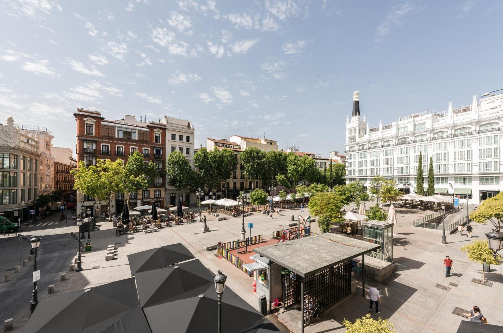 Apartament Santa Ana Plaza