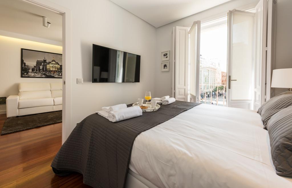 Santa Ana Plaza Apartment *
