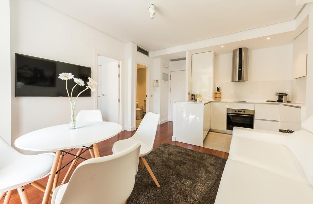Apartment Santa Ana Plaza Madrid