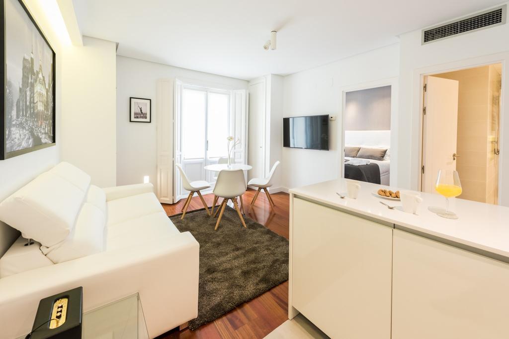Santa Ana Plaza Apartament Madrid