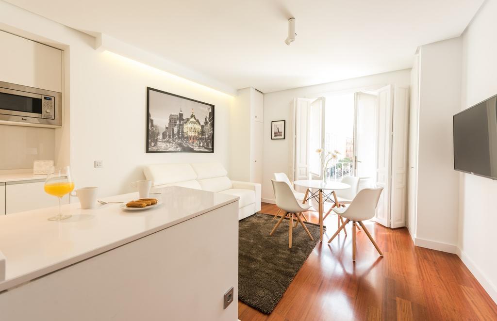 Apartament Santa Ana Plaza *